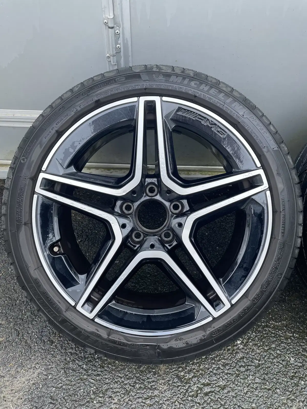 벤츠 CLA 18인치 AMG 별휠+타이어80% 한대분